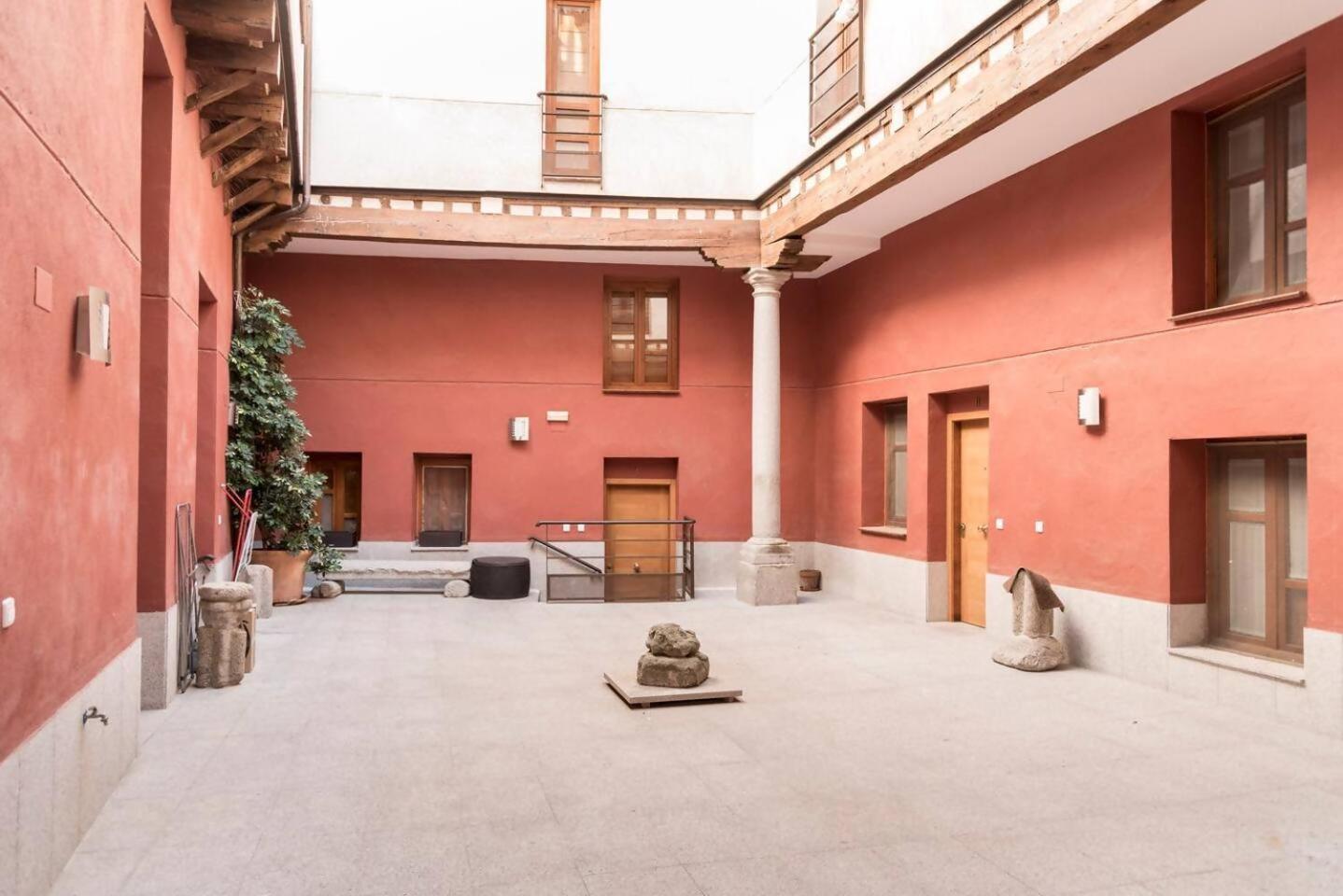 La Dama Del Jardin Del Nuncio Lejlighed Toledo Eksteriør billede